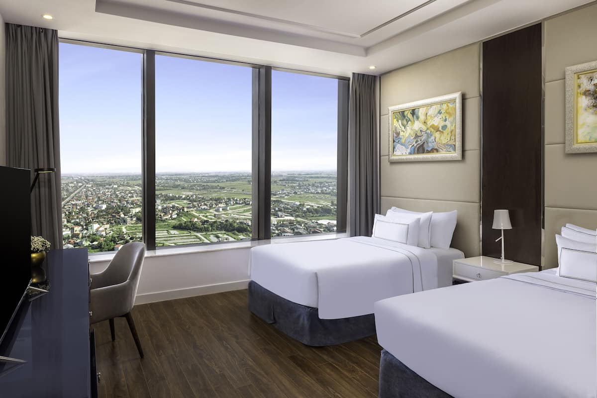1 bedroom, minibar, in-room safe, desk