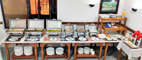 매일 뷔페 무료 아침 식사 포함