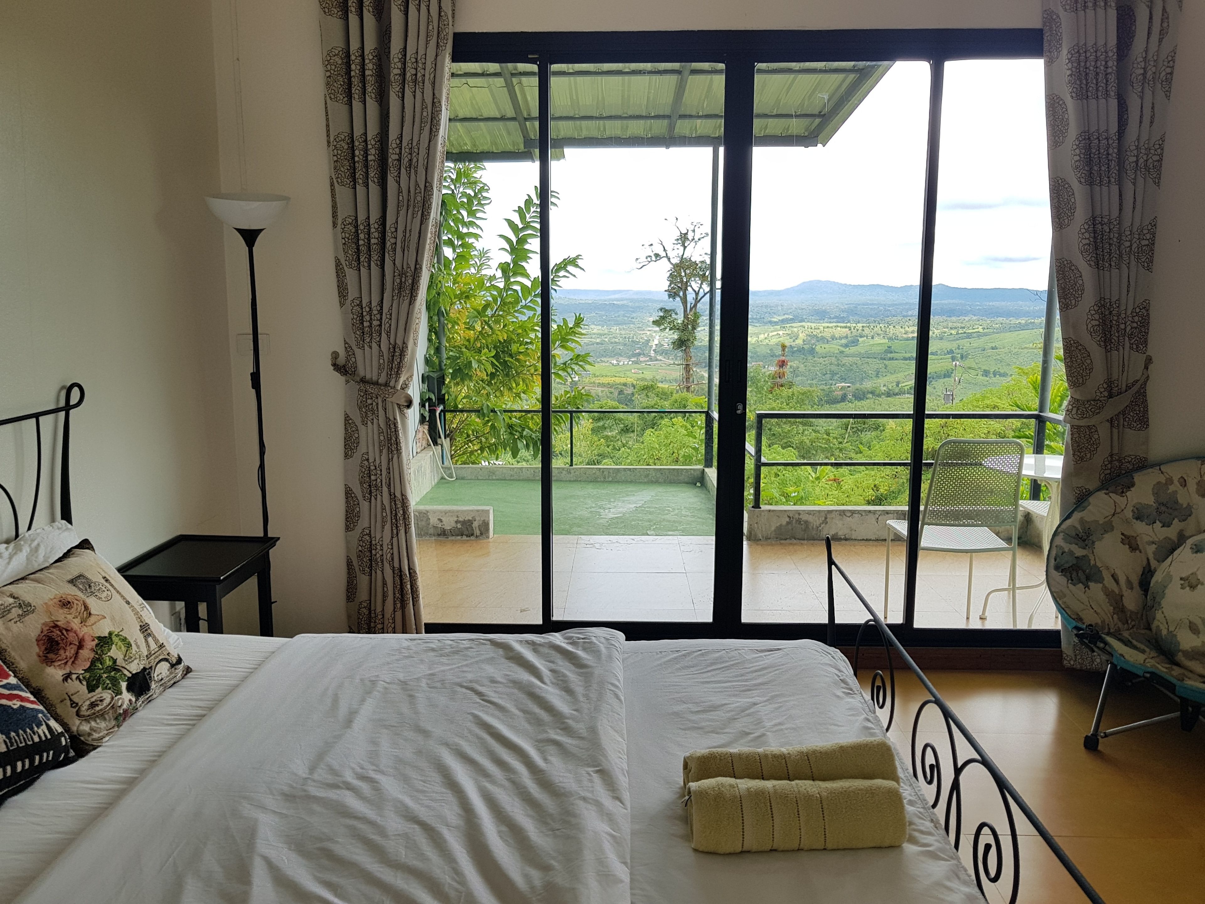 Phurin Room | Free WiFi