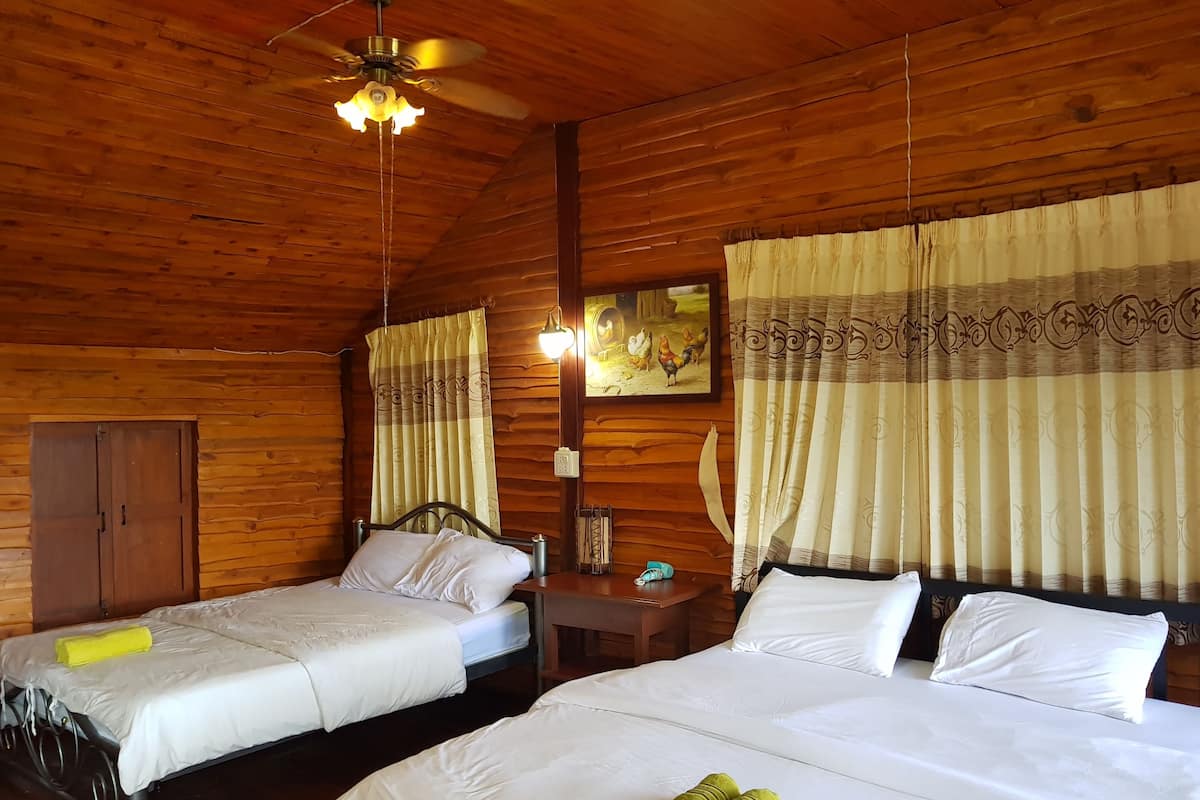 Phukho 1-2 House with Airconditioned | Free WiFi