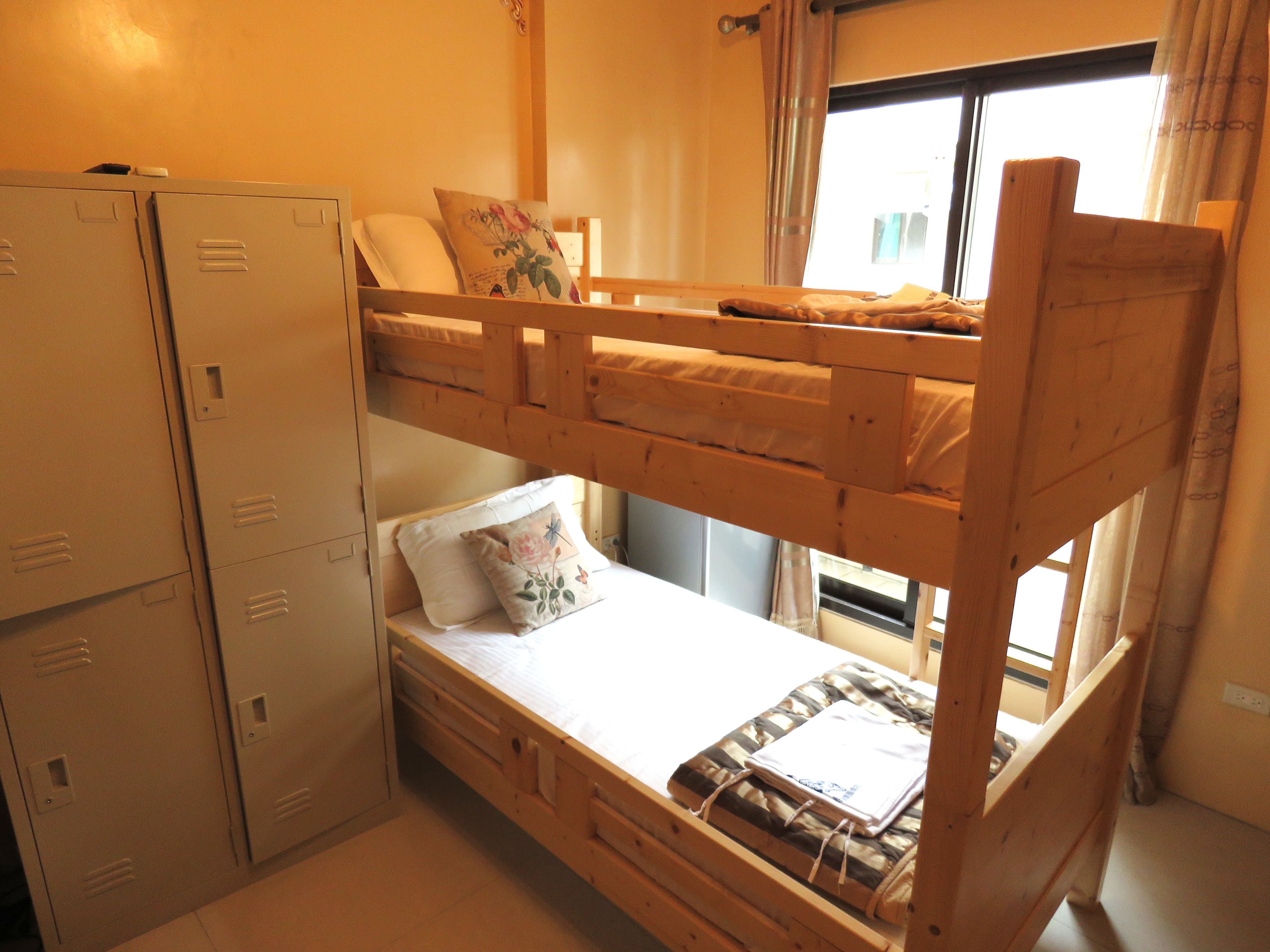 经济宿舍 | 遮光窗帘、隔音、免费 WiFi、床单