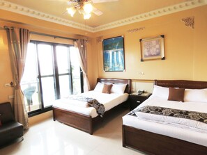 标准四人房 | 遮光窗帘、隔音、免费 WiFi、床单