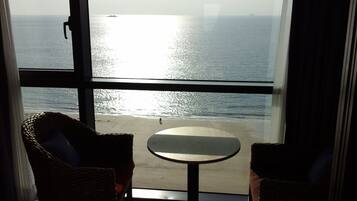 Habitación con 2 camas individuales | Balcón