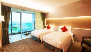 Comfort Twin Room, Sea View | In-room safe, desk, blackout curtains, soundproofing - Dancewoods Hotels & Resorts (Wujie)