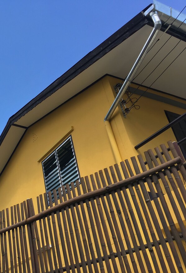 Fachada da propriedade
