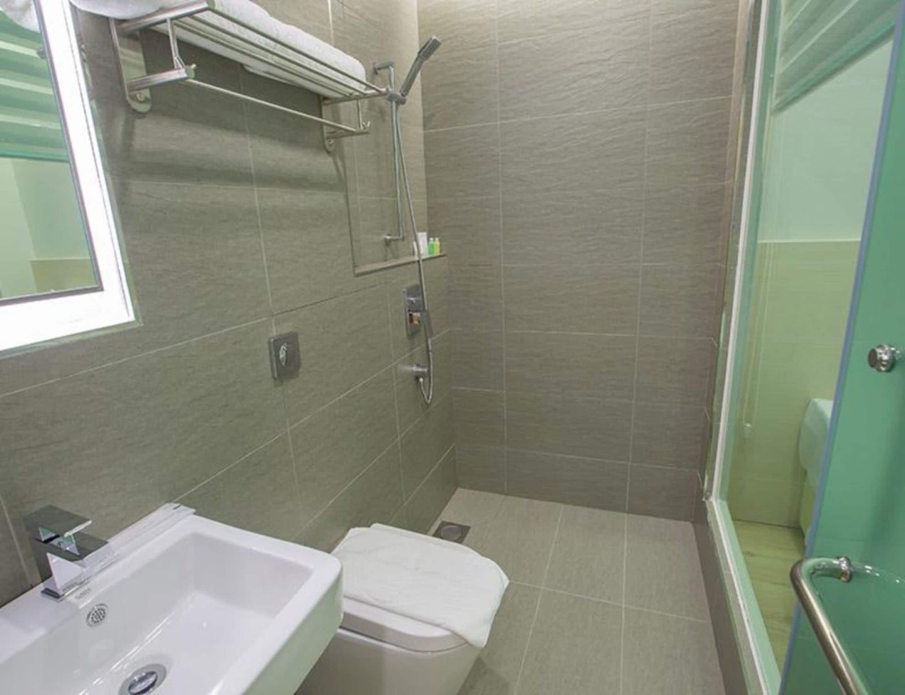 free toiletries, hair dryer, towels