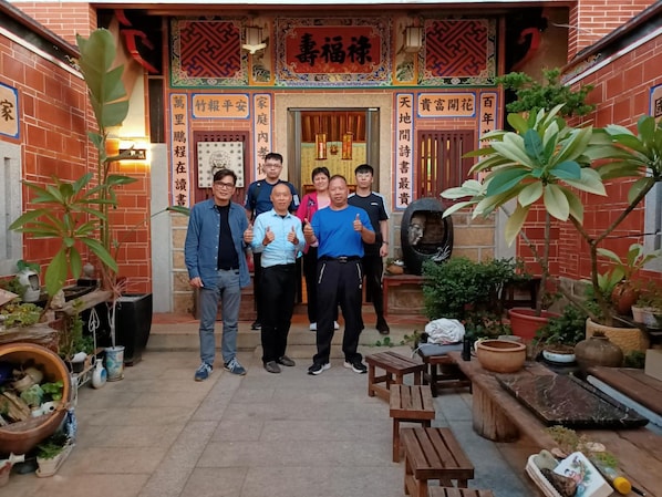 Property grounds - Biiann B&B (Jinning)