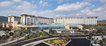 Landing Jeju Shinhwa World Hotels & Resorts
