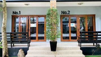 Superior Double Room, Non Smoking | 2 bedrooms, free WiFi, bed sheets