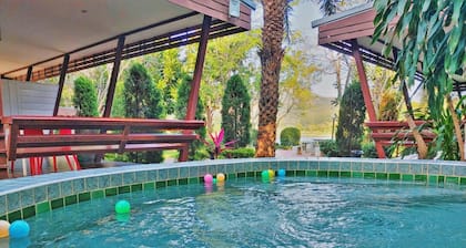 Lemon Chalet Kaeng Krachan Resort