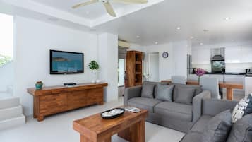 Villa, 3 Bedrooms | Living area | TV