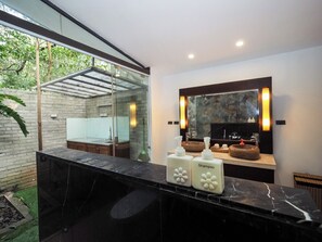 Villa, 1 Bedroom, Patio, Garden View | Private kitchen | Full-size fridge, stovetop, electric kettle, rice cooker