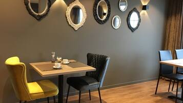 Dagelijks ontbijtbuffet inbegrepen