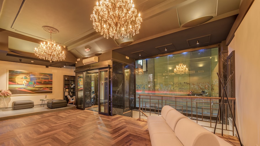 Hotel Roxy