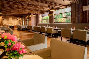 Breakfast, lunch, dinner served; international cuisine 