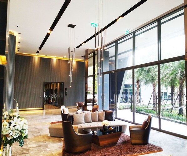 Lobby lounge - Sukhumvit New Room BTS Bangna (Bangkok)