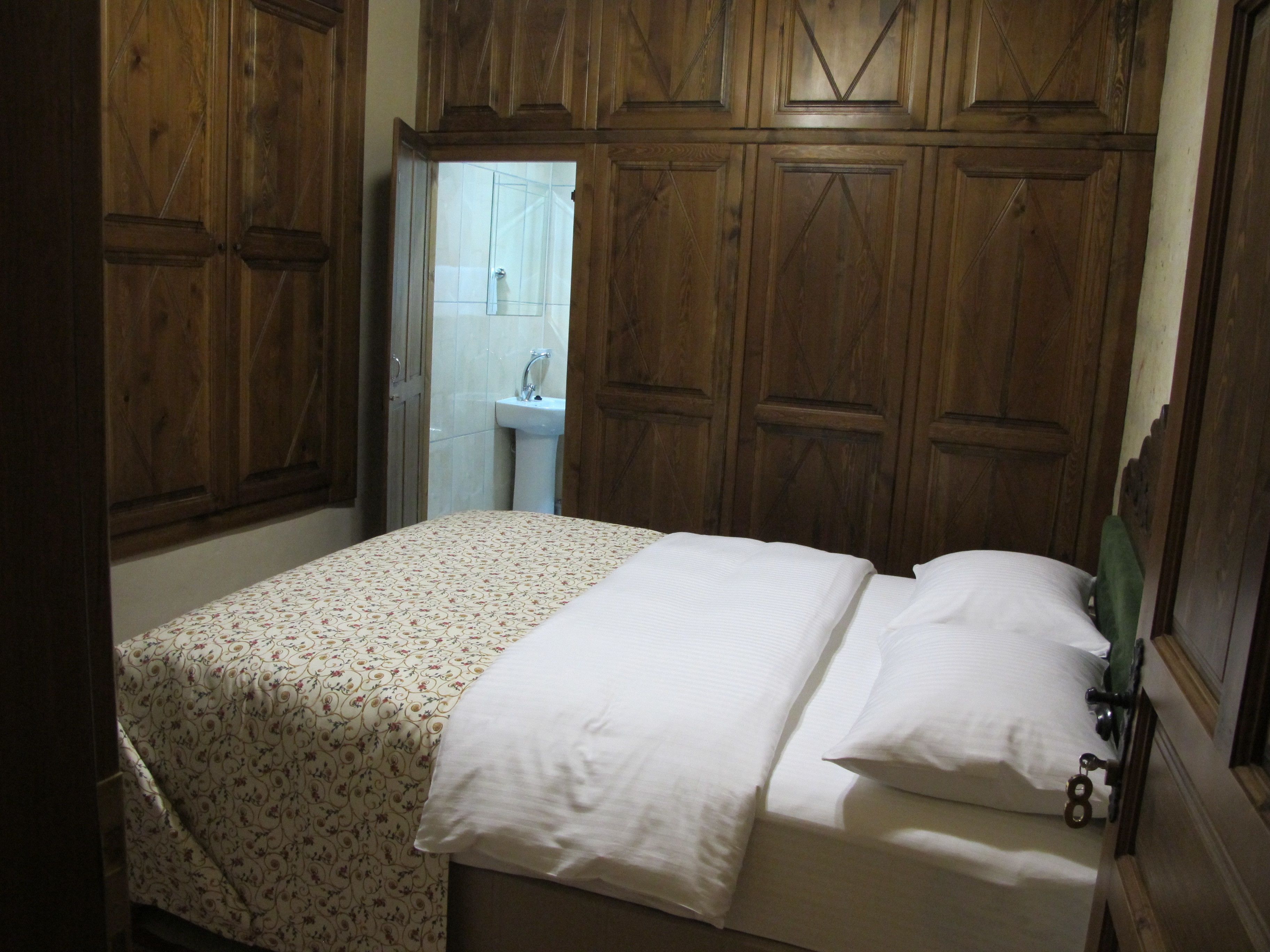 double room | 1 bedroom, premium bedding, down duvets, desk