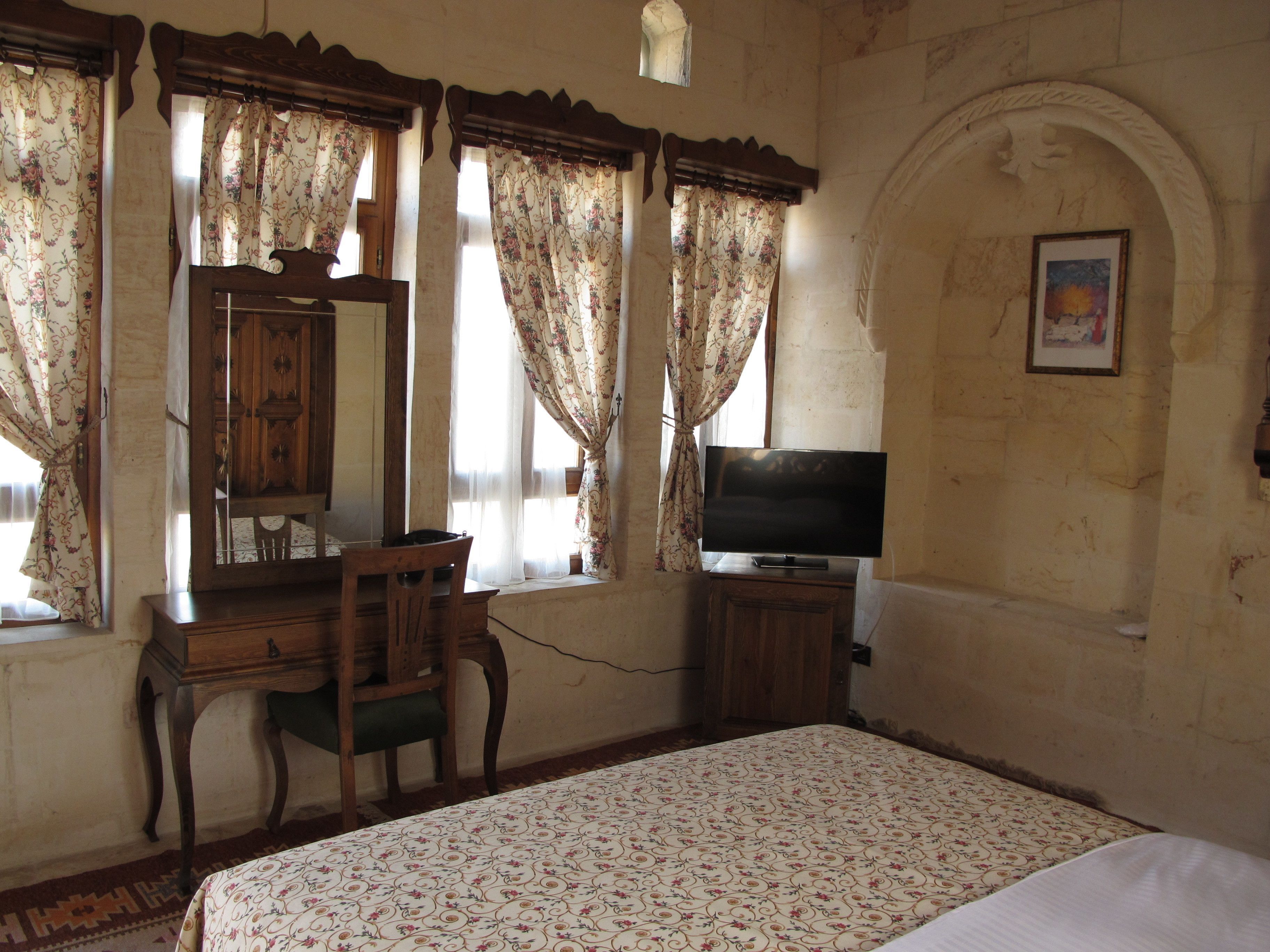 double room | 1 bedroom, premium bedding, down duvets, desk