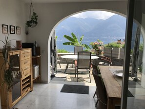 Villa, 3 Bedrooms, Lake View | In-room dining - Villa Kaissini (Orselina)