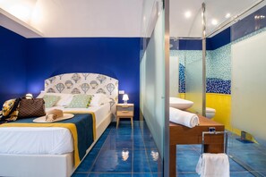 Premium bedding, minibar, in-room safe, desk - Aquae Romanae Bed and Breakfast Sorrento (Sorrento)