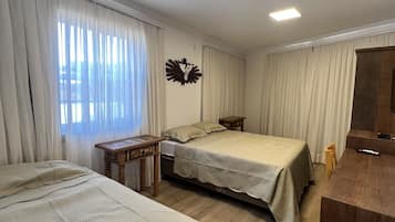 华丽三人房 | 迷你吧、熨斗/熨板、免费 WiFi、床单