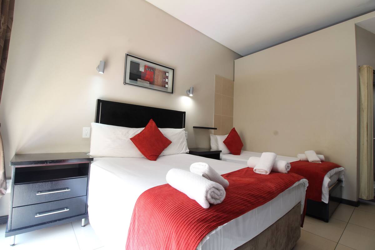 In-room safe, desk, blackout drapes, iron/ironing board (on request)