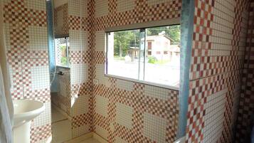 Standard Apartment, 1 Bedroom | Bathroom | Shower, towels