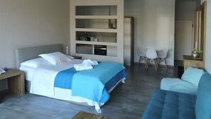 Deluxe tweepersoonskamer | Luxe beddengoed, Select Comfort-bedden, een kluis op de kamer