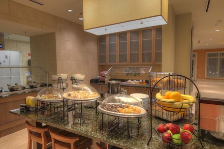 Hilton Garden Inn Pigeon Forge - Image 15