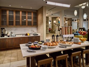 Daily cooked-to-order breakfast for a fee