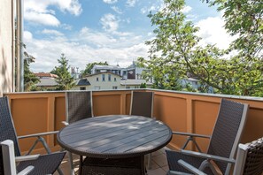 Apartment | Terrace/patio