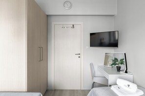 2 chambres, literie de qualité supérieure, fer et planche à repasser