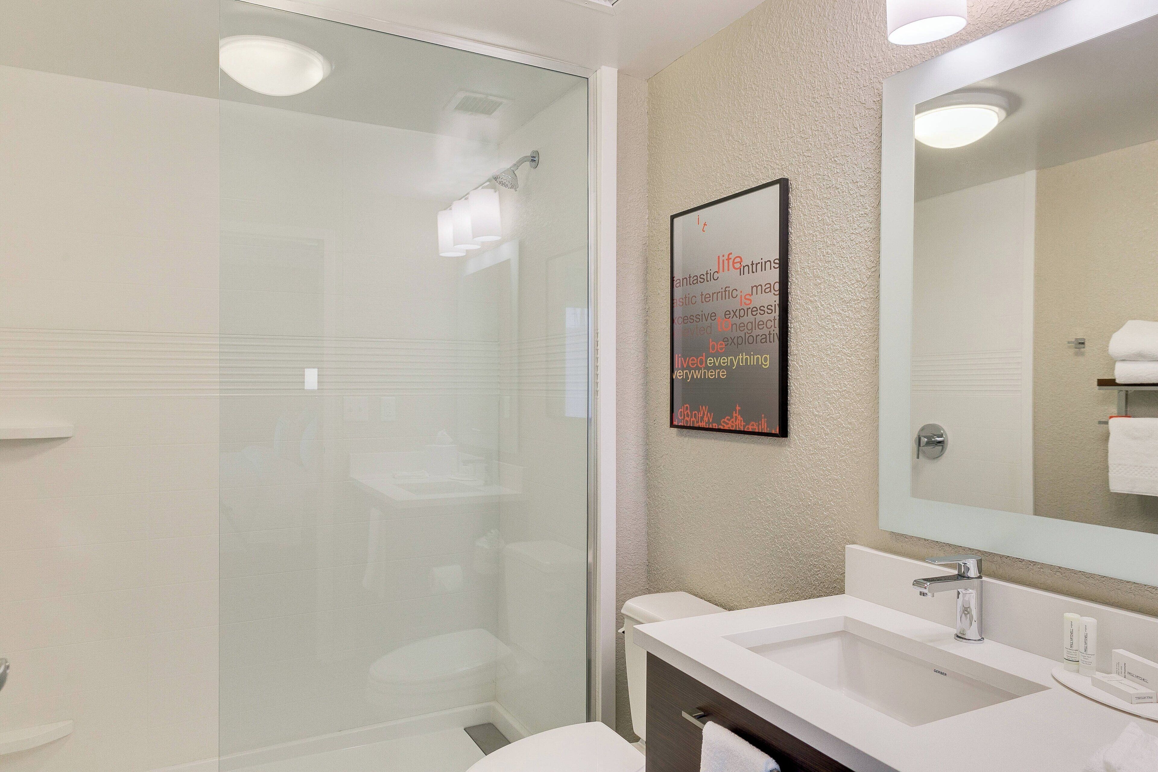 studio, 1 king bed | bathroom | free toiletries, hair dryer, towels