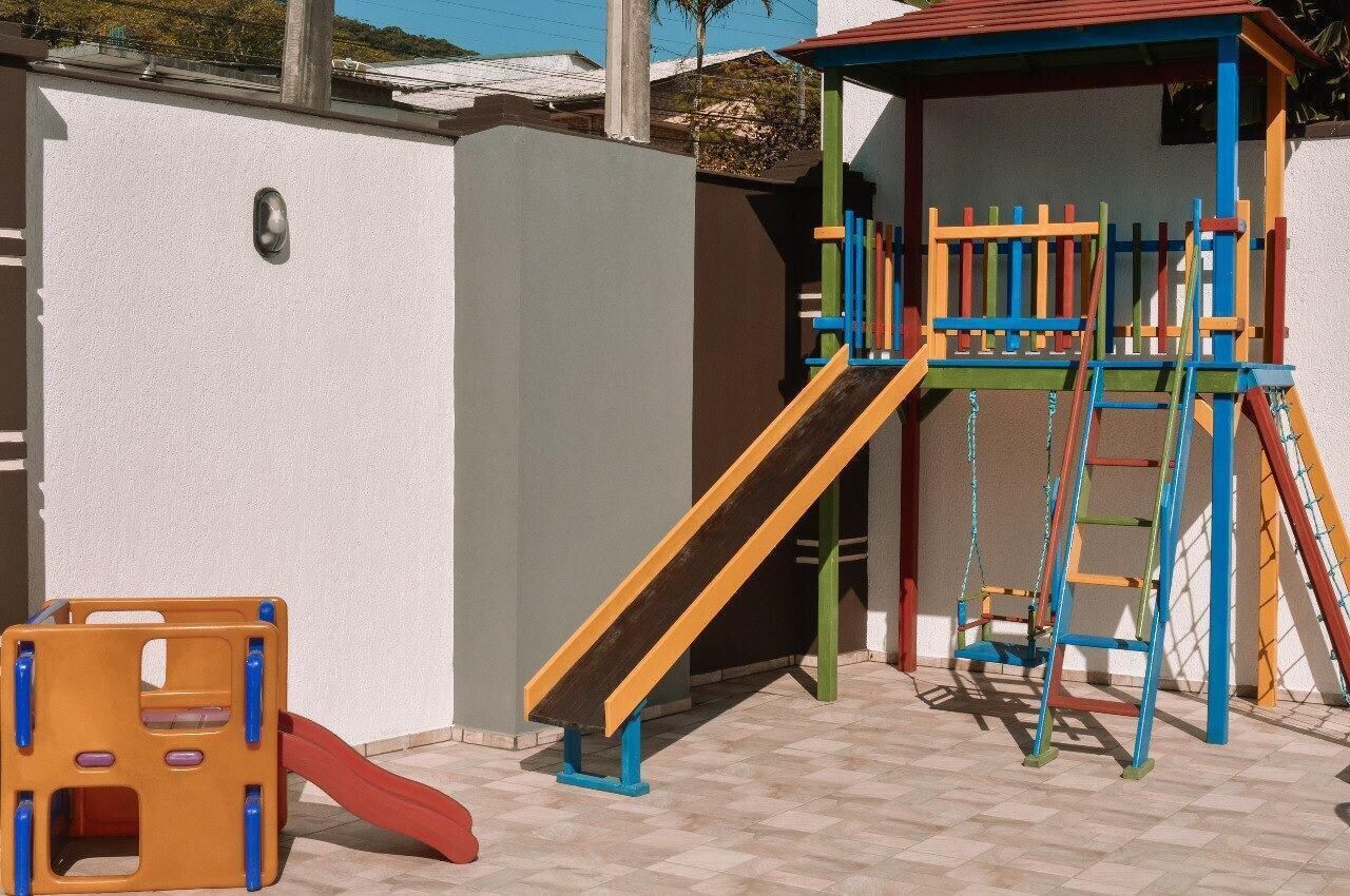 children’s play area – outdoor