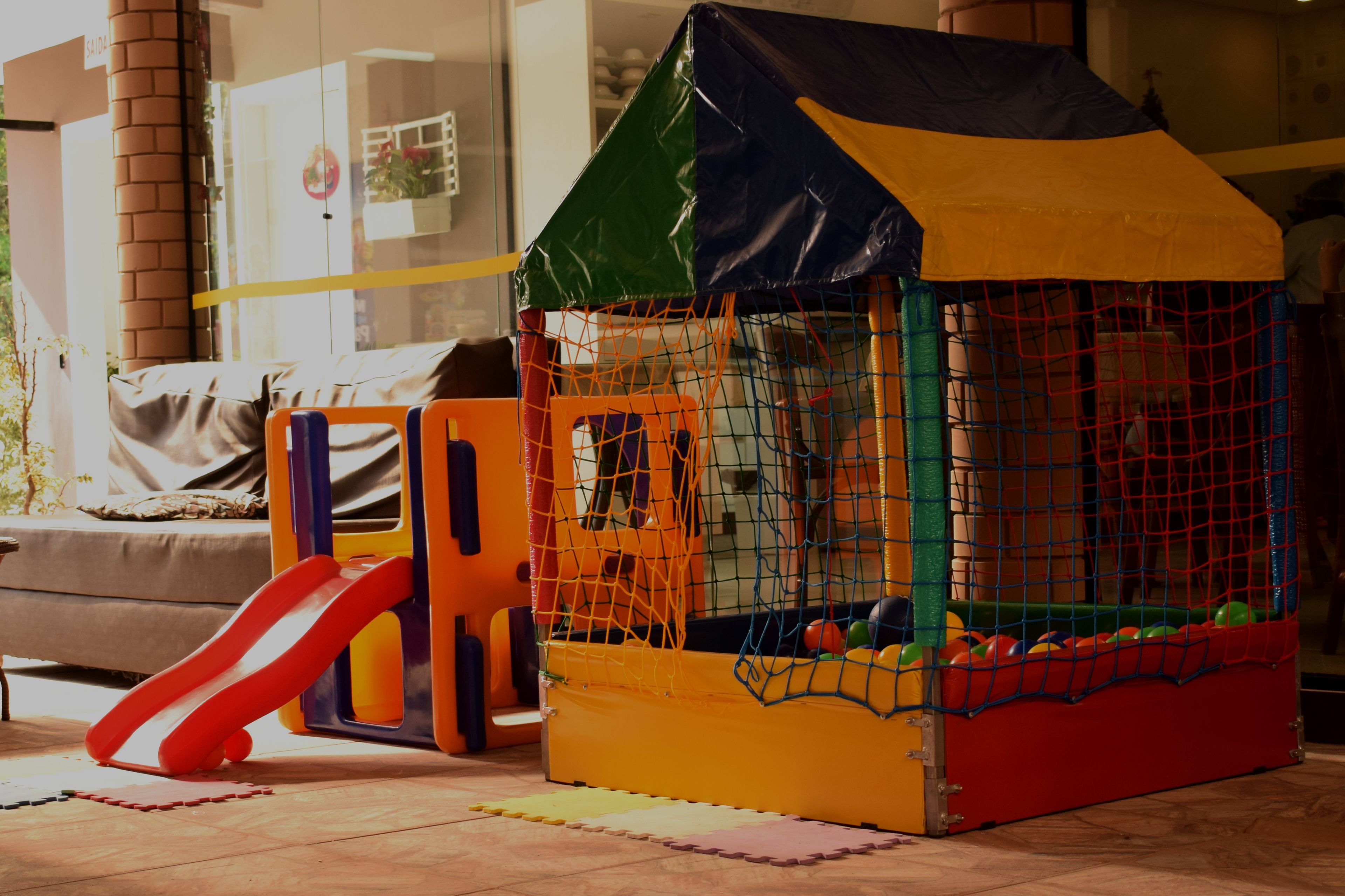 children’s play area – indoor