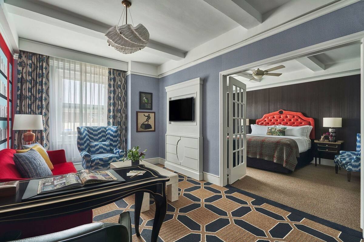 Literie de qualité, lit avec matelas à plateau-coussin