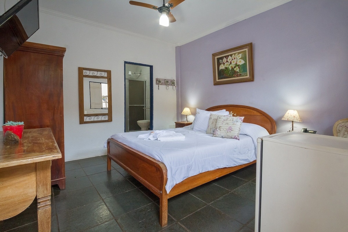 Standard Double Room | Minibar, desk, blackout curtains, iron/ironing board