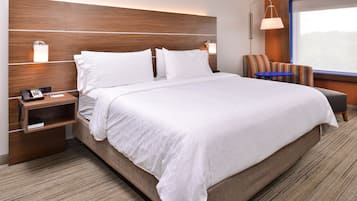 房內夾萬、免費嬰兒床、摺床/加床 (收費)、免費 Wi-Fi