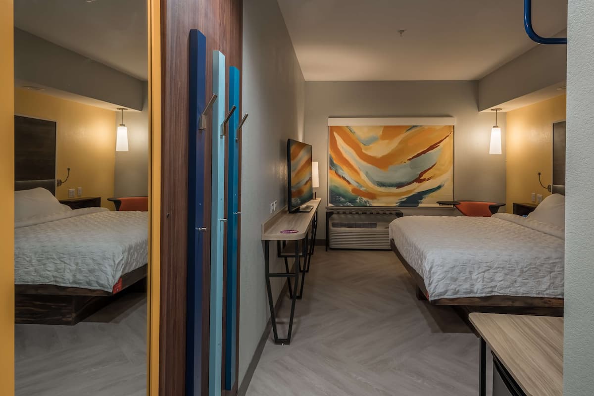 Desk, blackout drapes, iron/ironing board, free WiFi