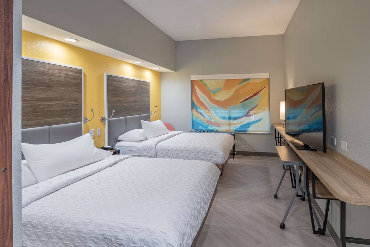 desk, blackout curtains, iron/ironing board, free wifi