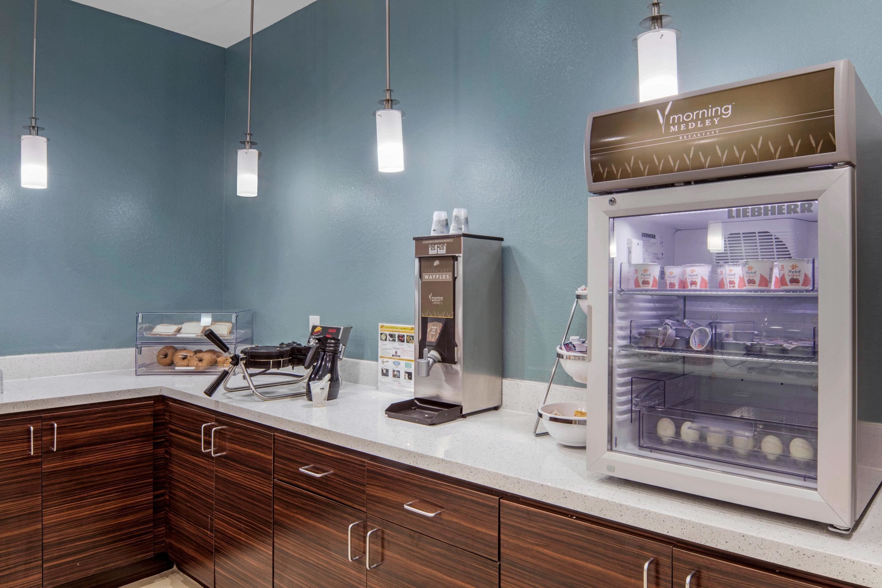 free daily self-service breakfast