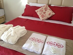 Rollaway beds, free WiFi