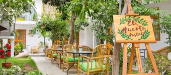 El Huerto Hostel