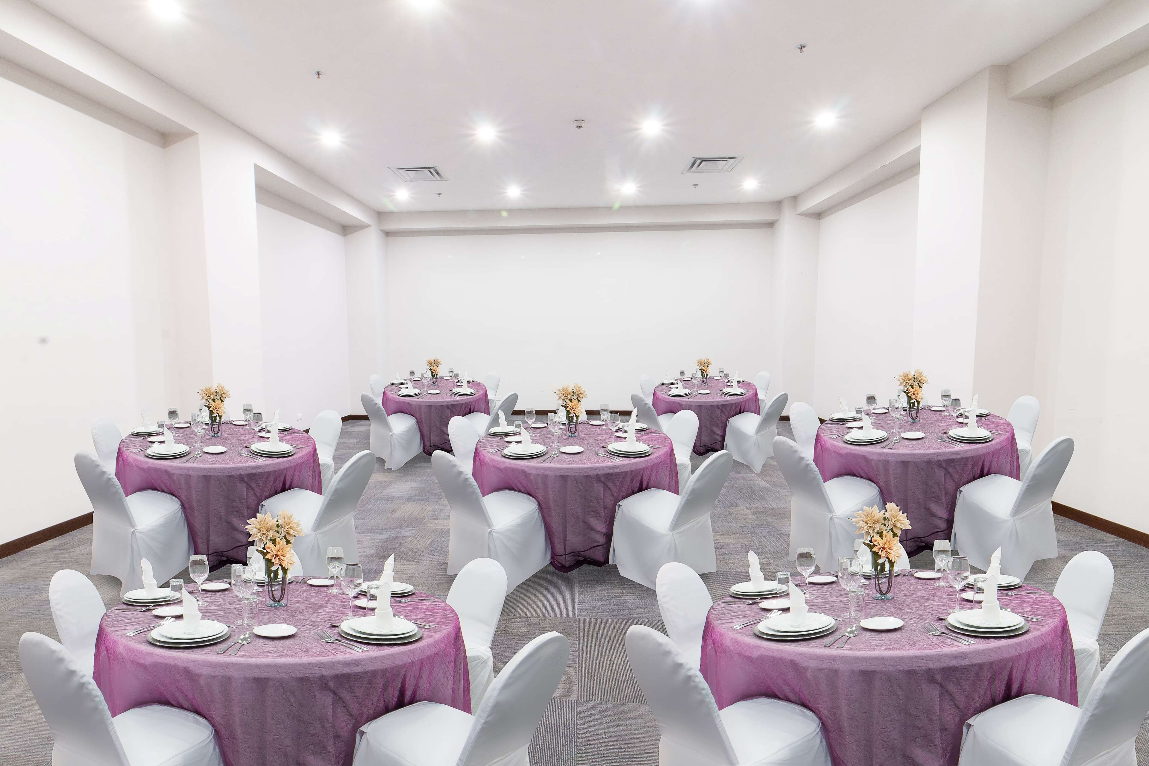 Foto - CHN Hotel Monterrey Aeropuerto, Trademark by Wyndham