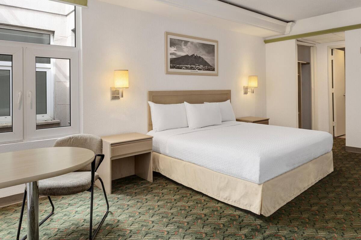 In-room safe, desk, soundproofing, cribs (free)