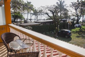 Luxury Studio Suite, Sea View | Minibar, blackout drapes, iron/ironing board, free WiFi - Pousada Marinamarela (Penha)