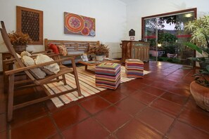 Lobby sitting area - Pousada do Ó (Tiradentes)