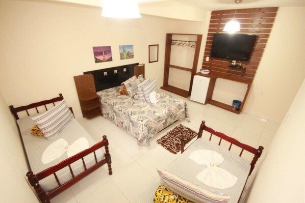 Wi-Fi de cortesia, roupa de cama