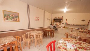 Breakfast area - Pousada Rota do Parque (Penha)