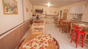Breakfast area - Pousada Rota do Parque (Penha)